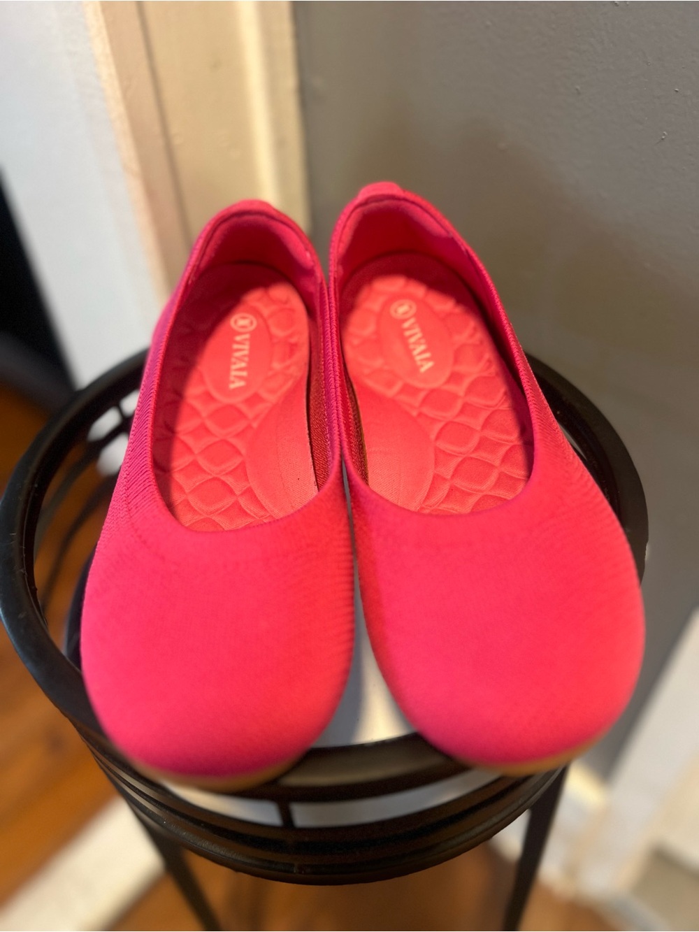 Vivala Women's Hot Pink Slip-On Sandal Flats NEW